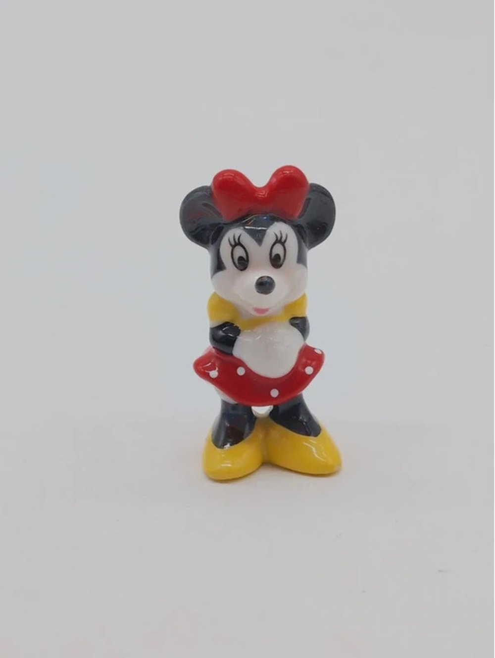 Vintage Disney Minnie Mouse Bone China Miniature Figurine Taiwan